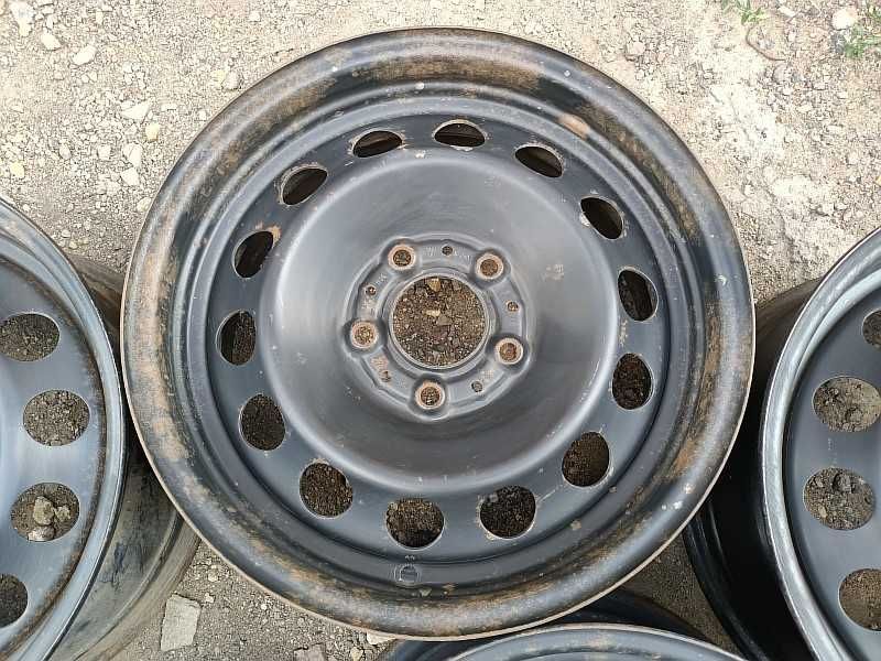 Продам оригинальные металлические диски на BMW