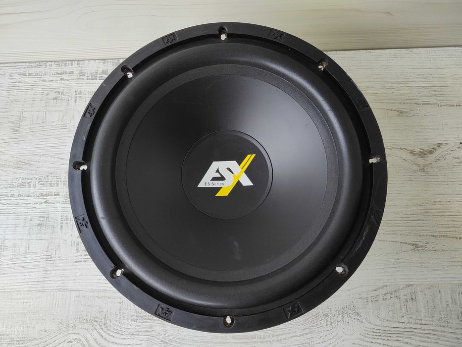 Като нов! 12" Субуфер ESX ES 124 (500W Max / 4 Ohms) – Перфектен бас