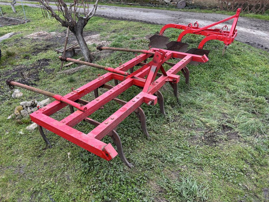 Продавам чизел 2.40см в добро състояние