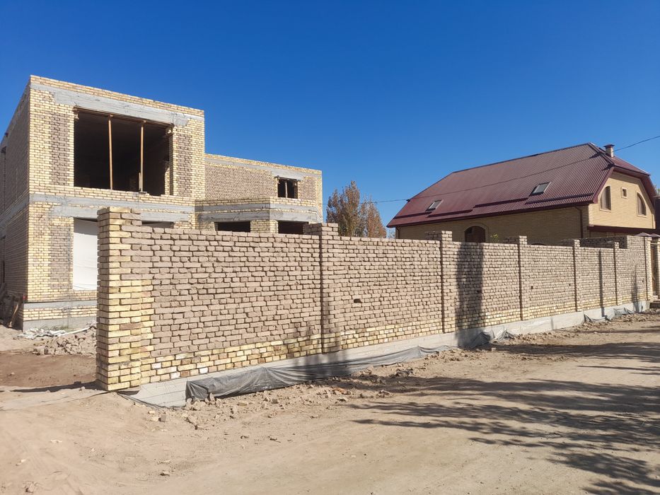 Нолдан уй кутпрамиз Бетон гишт сувог криша стяшка бурчатка аделка кафе