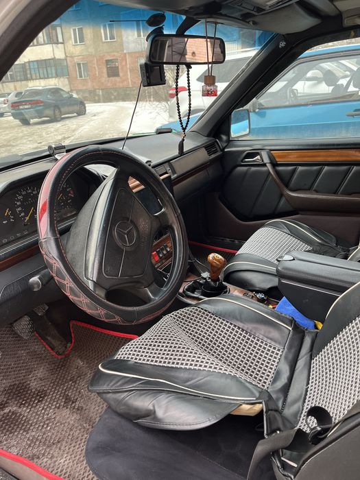 Мерседес бенс 200