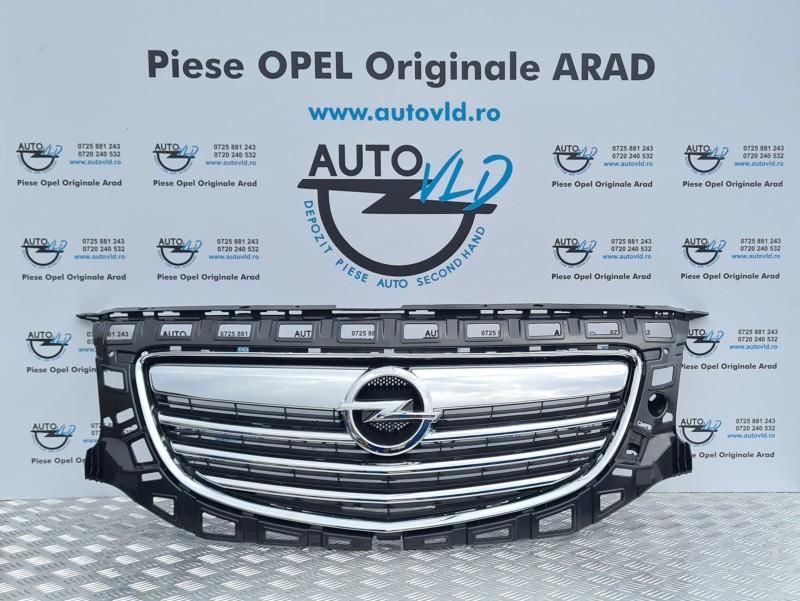 Grila centrala din bara fata Opel Insignia A