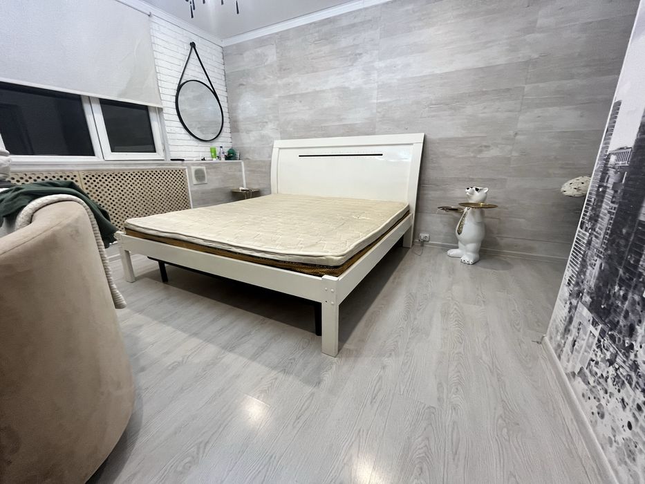 Продам кровать в хорошем состояние