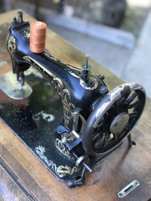 Стара шевна машина