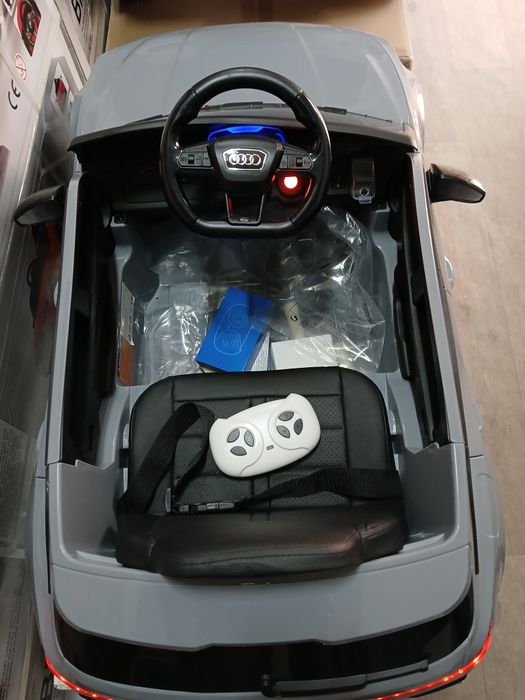 Топ цена!!Промоция!!Акумулаторен джип AUDI RS6