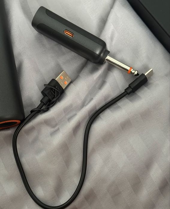 Микрофон JBL новая