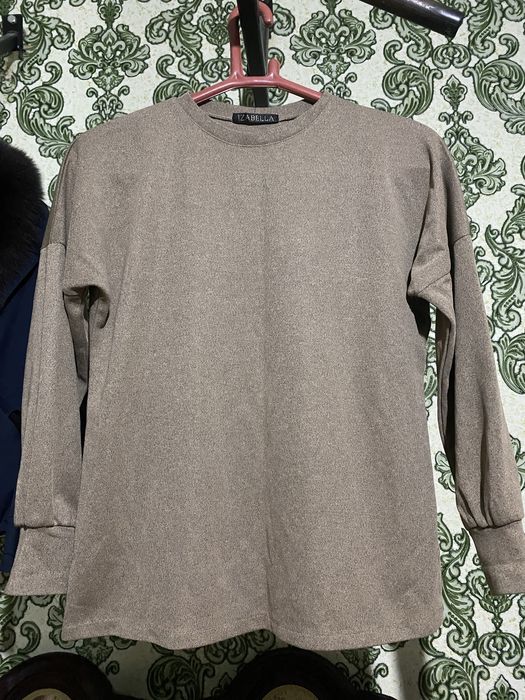 Продается кофта и юбка