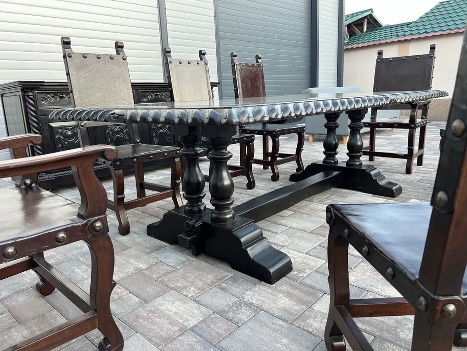 Set Masa Lemn Masiv + 8 Scaune + Servanta Stil Colonial Antic Baroc