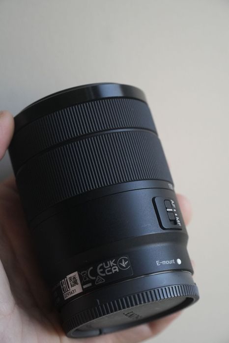 Obiectiv Sony E 18-135mm f/3.5-5.6 OSS – APS-C