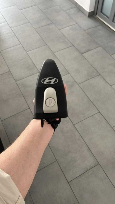 Hyundai Montura de Ski