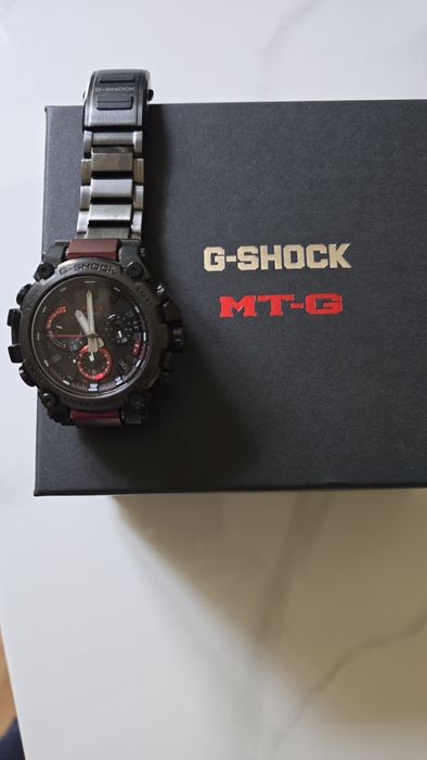 Продам часы CASIO MT-G b3000