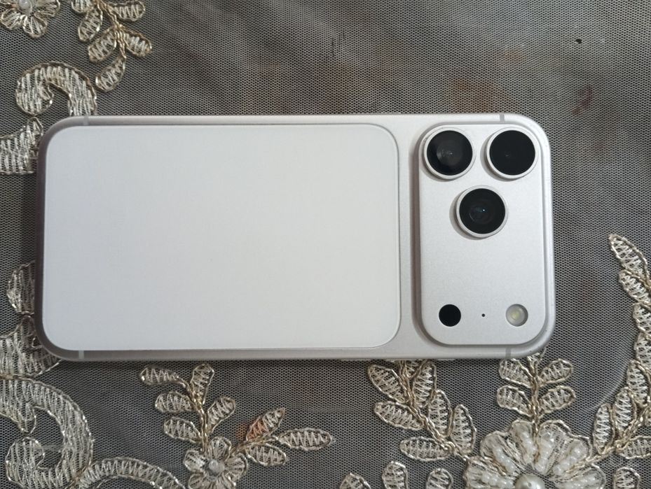 Iphone 17 pro max lux 1:1