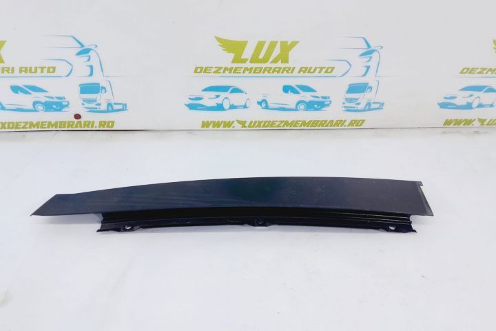 Ornament usa stanga spate 822830010r Renault Laguna 3  [din 2007 pana  2011] seria