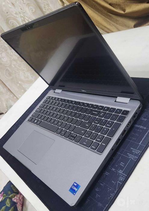 Dell Precision 3581
