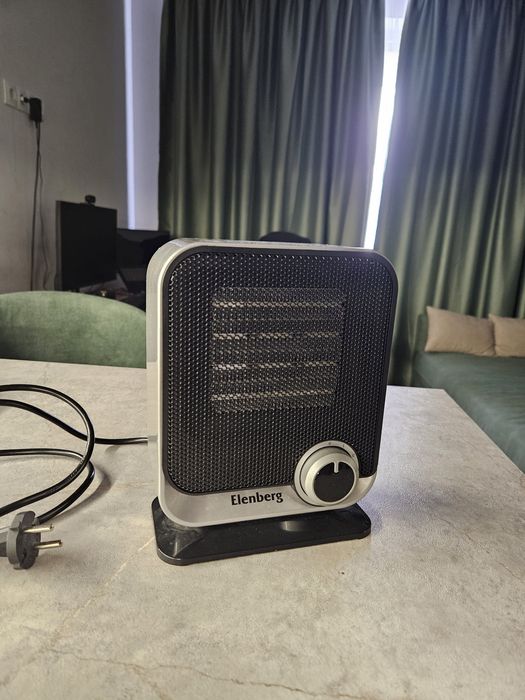 Тепловентилятор ARG W-HC1806, чёрный