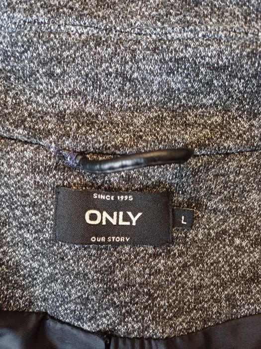 Пролетно-есенно палто