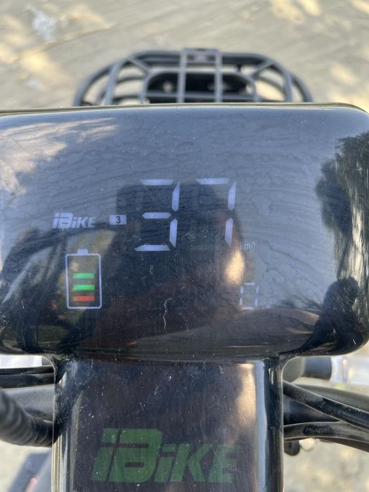 Skuter sotiladi srochno