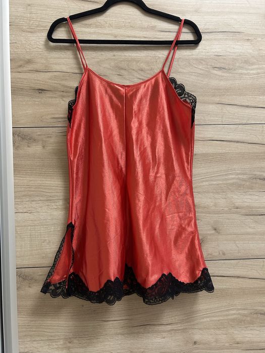 Halat de noapte cu dantela