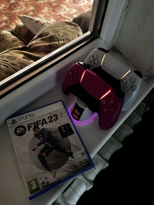 Продам PlayStation 5 1tb