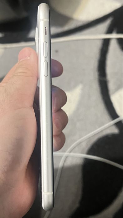 Айфон 11 без зарядки