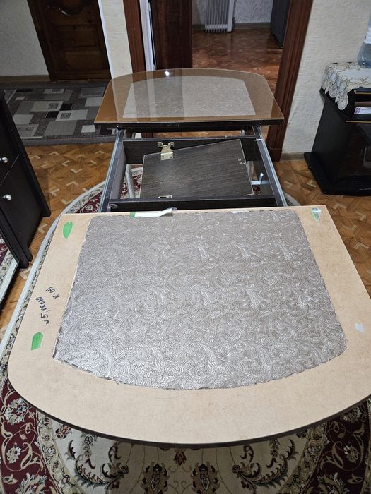 Кухонный стол раздвижной