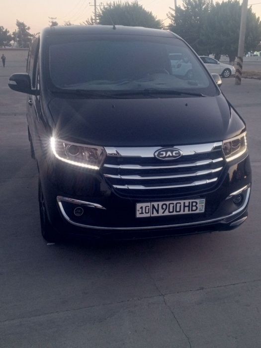 Jac M-3pilus sotiladi srichniy