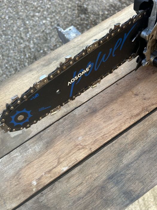 Vând drujbă McCULLOCH