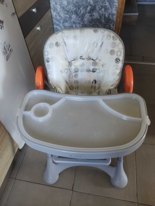 Столче за хранене