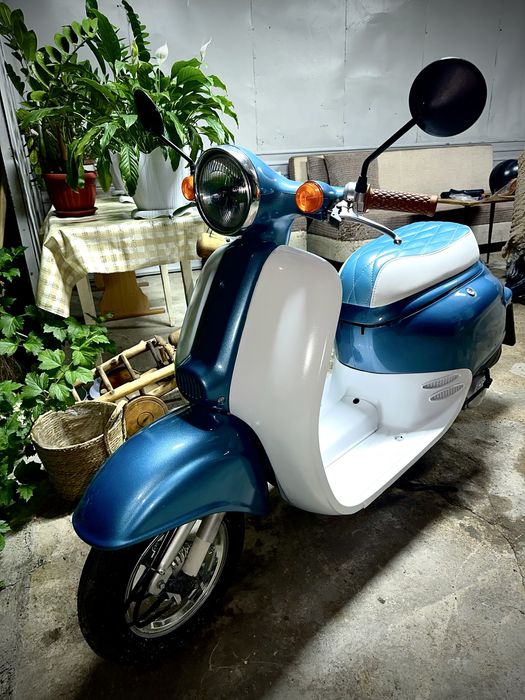 Скутер , мопед Honda giorno AF 24