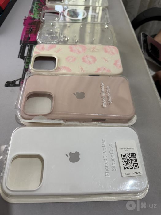 Чехлы на 16 pro max