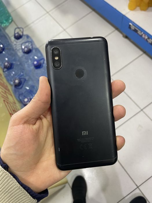 Redmi note 6 pro 4/64Gb
