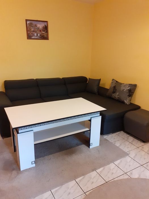 Дава се под наем Двустаен апартамент в Пазарджик, Идеален център - 67 кв.м за 229.5 € - Снимка #1