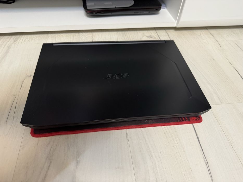 Геймърски лаптоп Acer Nitro 5 – Отлично състояние!