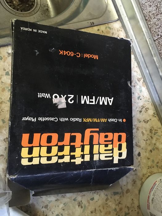 DAYTRON авто радио касетофон ретро чисто нов