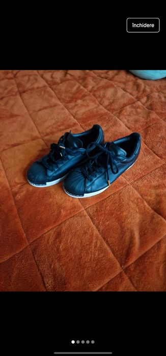Adidas Superstar