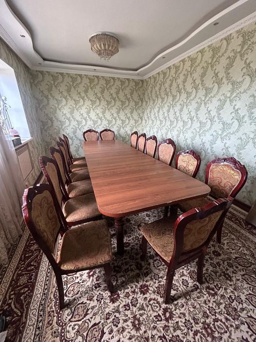 Продам стол со стульями