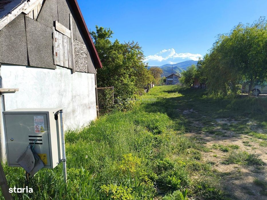 Teren de vanzare langa Camping Rotarii cu proiect de casa