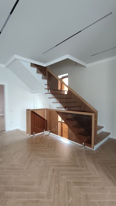 Лестницы обшивка из массива