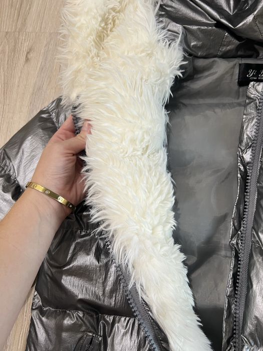 Продам Женский пуховик