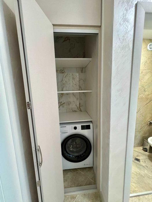 Дава се под наем Тристаен апартамент в София, Студентски град - 108 кв.м за 899 € - Снимка #9