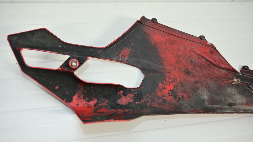 Ducati 848 1098 1198 Carena burta lateral inferioara stanga