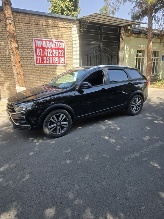 Lada Vesta kross