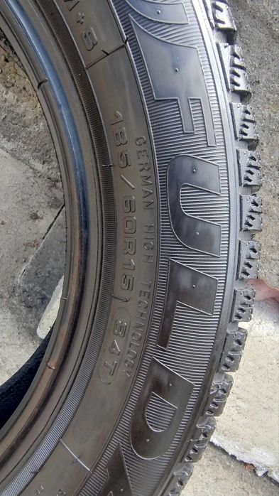 Зимни Гуми 185/60/15