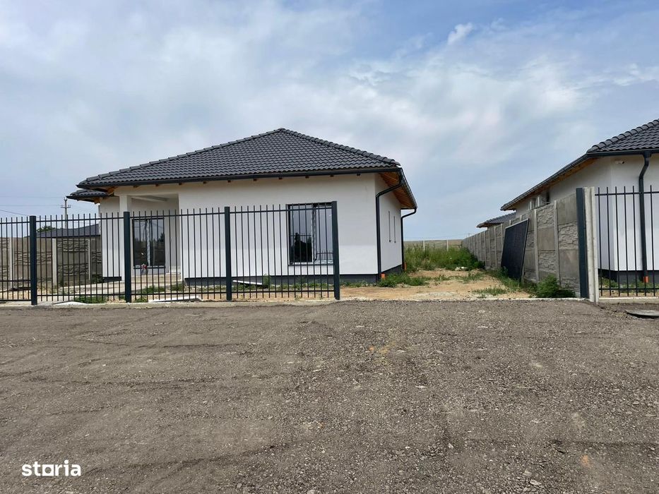 Casa Individuala pe parter , Toate Utilitatile, Drum asfaltat