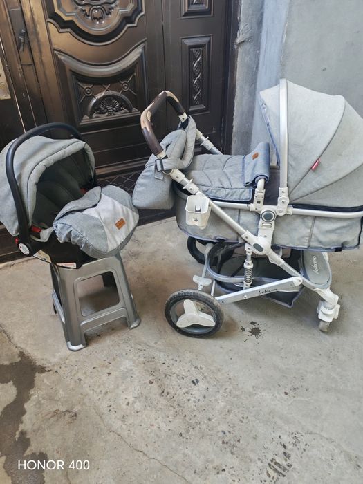 Продаётся детская коляска 2в1