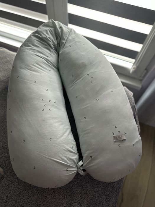 Възглавница за кърмене