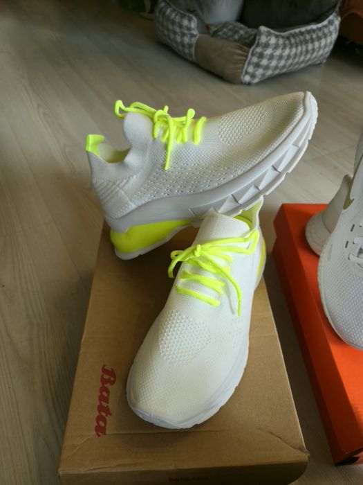 Дамски Женски Маратонки  BATA  Номер 39 Фитнес Тренировки  Супер Леки