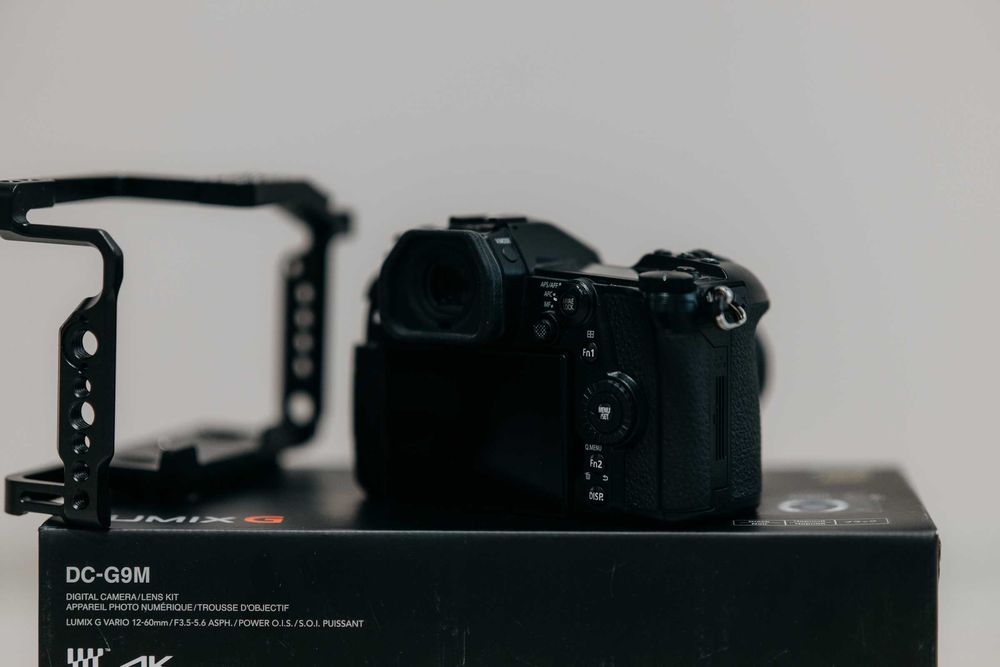 Panasonic Lumix G9 +  obiectiv 12-60