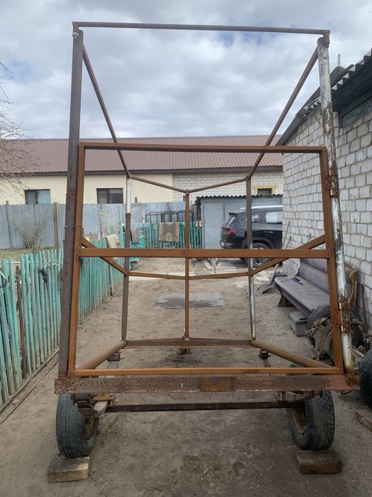 Прицеп легковой скотовоз коневозка