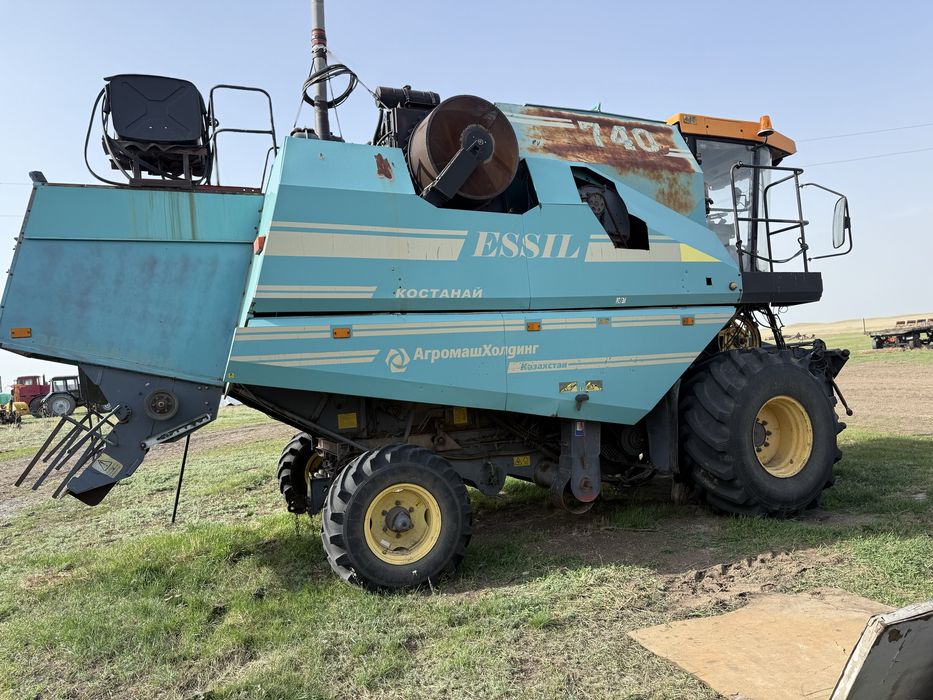 продам комбайн essil 740